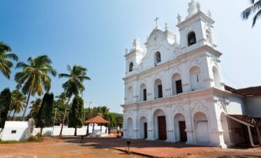 Goa’s ancient streets, visit the Archaeological Museum, and step back in time as you explore this historical gem.