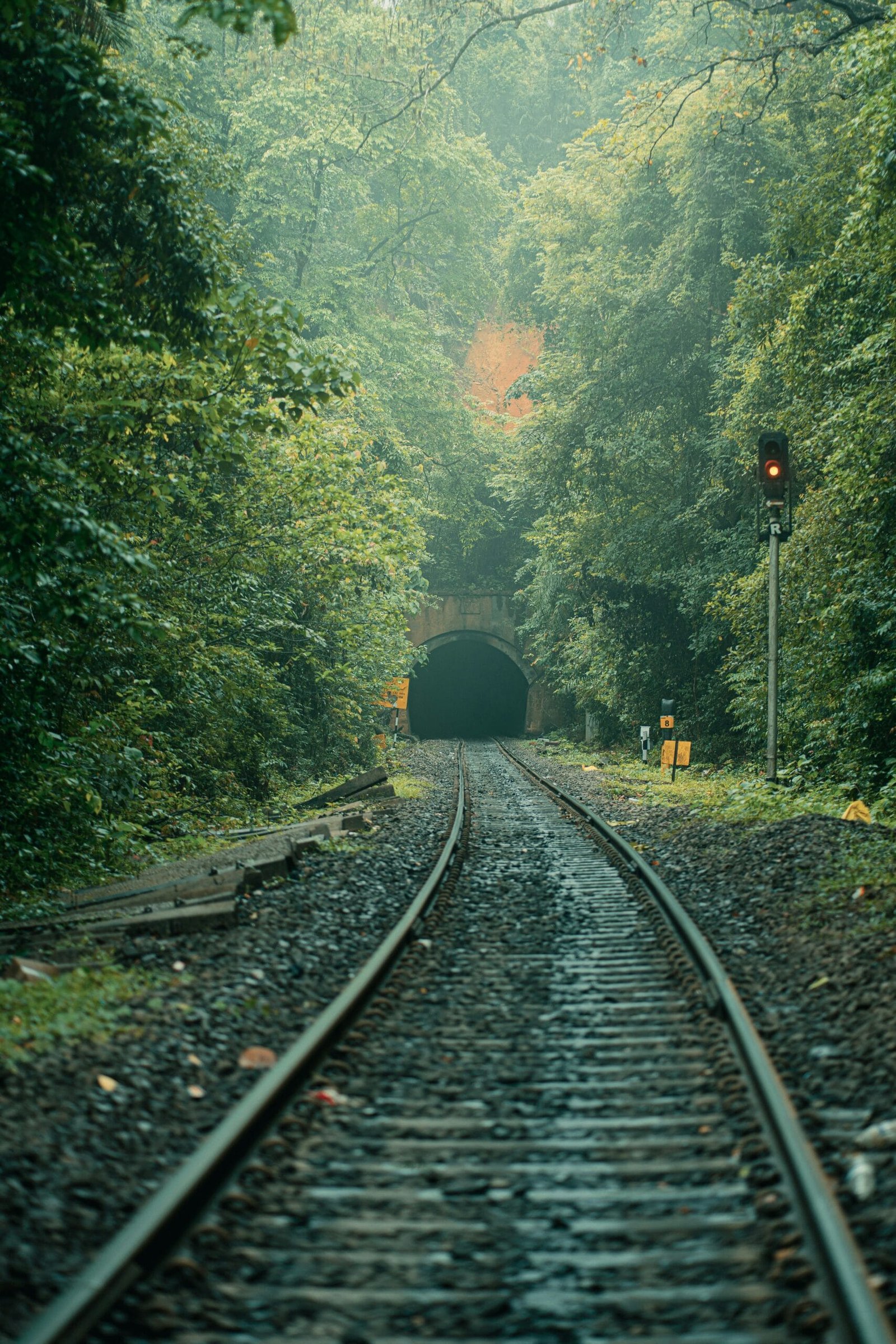 trek through dudh sagar
