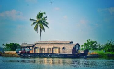 house boat