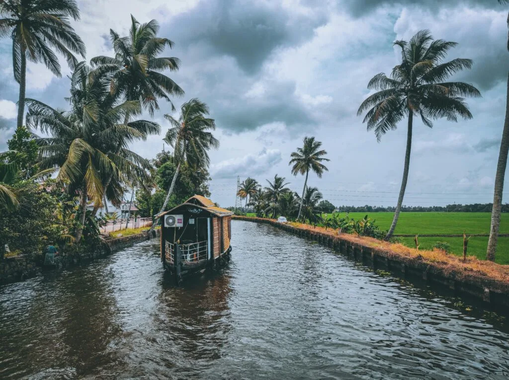house boat